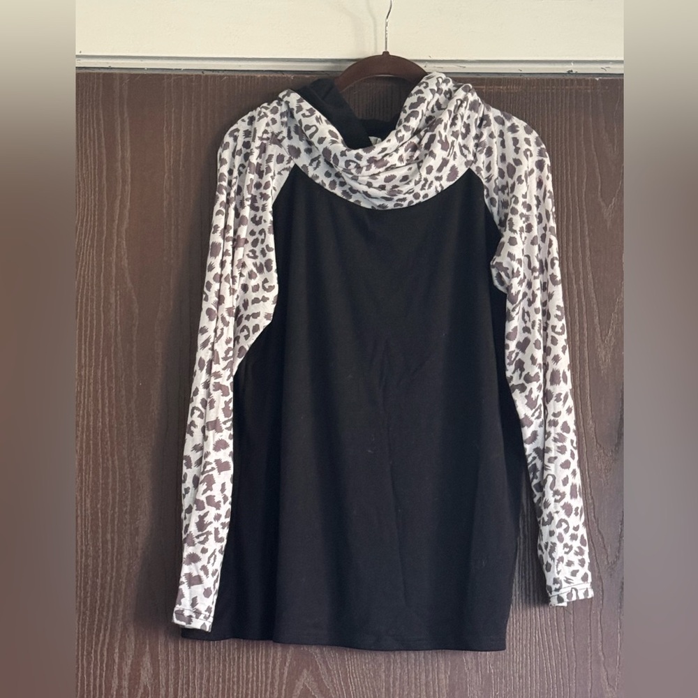 Black Long Sleeve Raglan Top with Leopard Print Hood and Sleeves